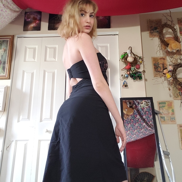 Vintage strapless flirty dress - Picture 4 of 4